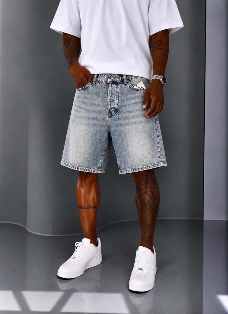 Ανδρικό σορτς τζιν μονόχρωμο με εφέ «acid wash» KD1174