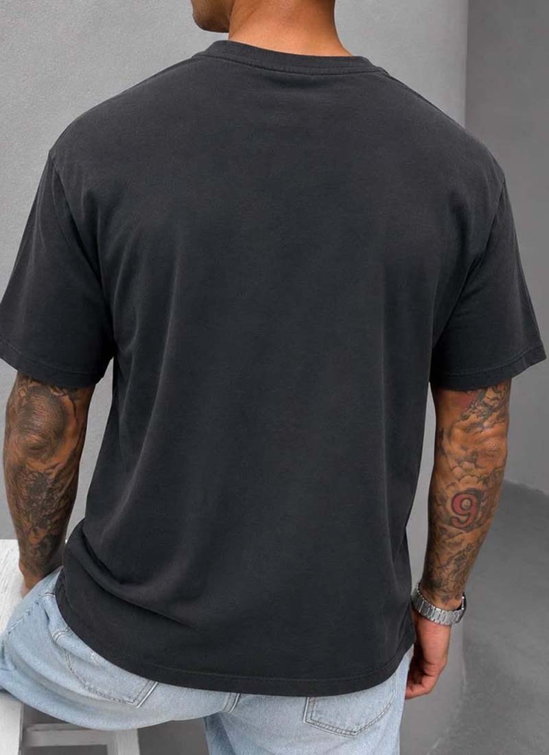 Ανδρικό μαύρο T-shirt σε γραμμή oversized από βαμβάκι κορυφαίας ποιότητας T4004-1